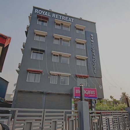 Super Townhouse The Royal Retreat Hotell Garui Exteriör bild